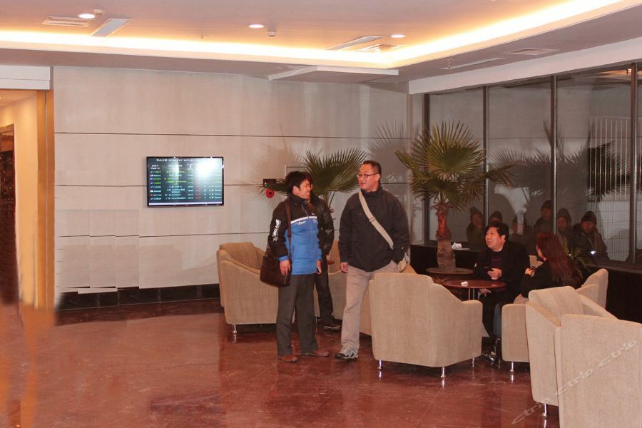 שניאנג Airport Land Hotel מראה חיצוני תמונה